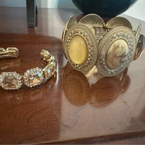 Elegant Gold and Cream Bracelet Bundle